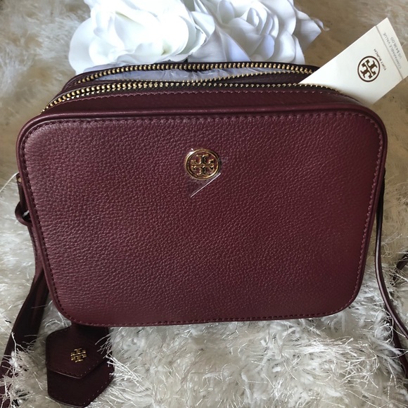 Tory Burch Handbags - NWT👛TORY BURCH CROSSBODY BAG👛